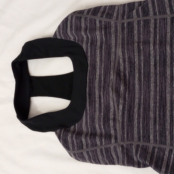 Lululemon Womens Tank Top Sz 8 Scoop Neck Halter Top Workout Athletic Running - Picture 3 of 10